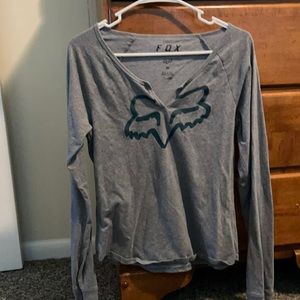Gray Fox long sleeve shirt. Size: Medium.
